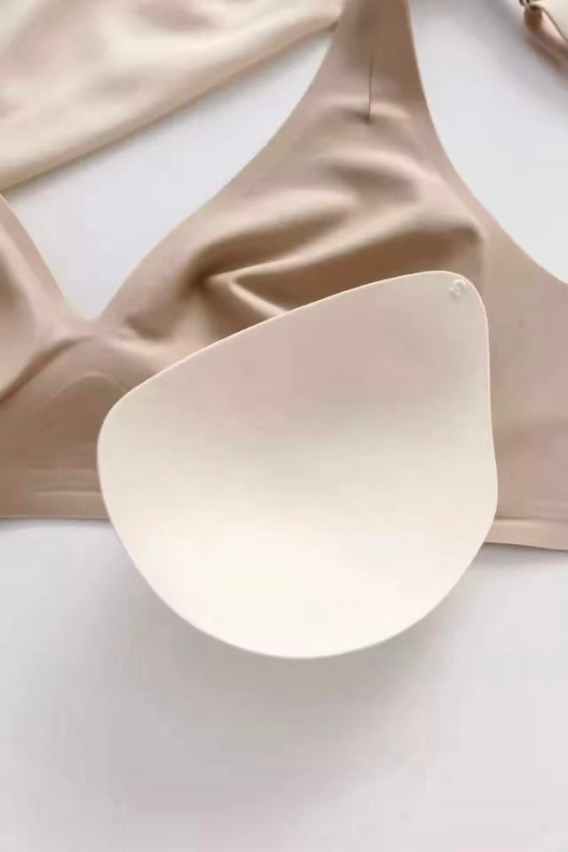 Seamless bra