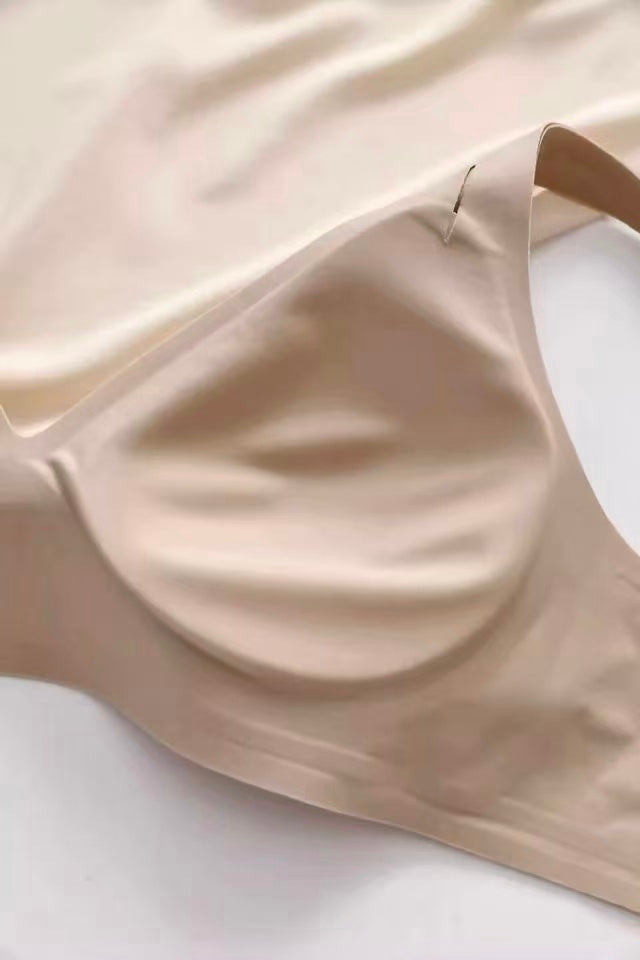 Seamless bra