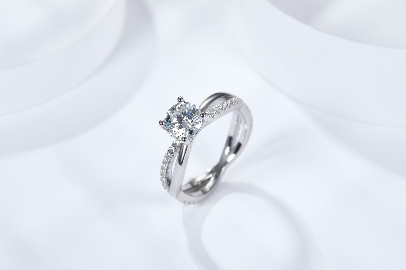 1/2CT Elegant And Sparkling Moissanite Ring Customizable Exclusive Name