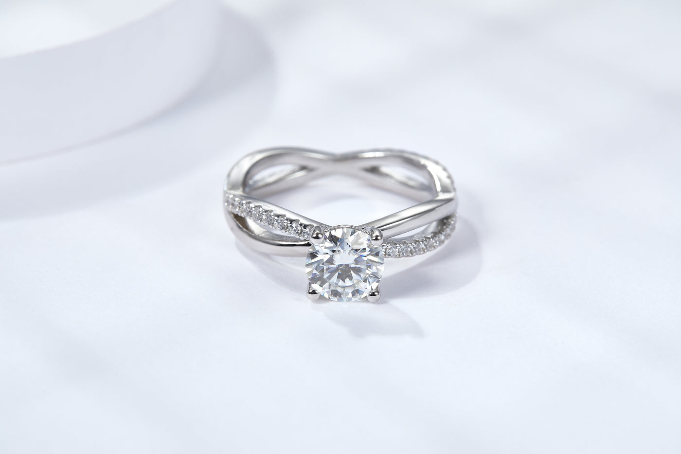 1/2CT Elegant And Sparkling Moissanite Ring Customizable Exclusive Name