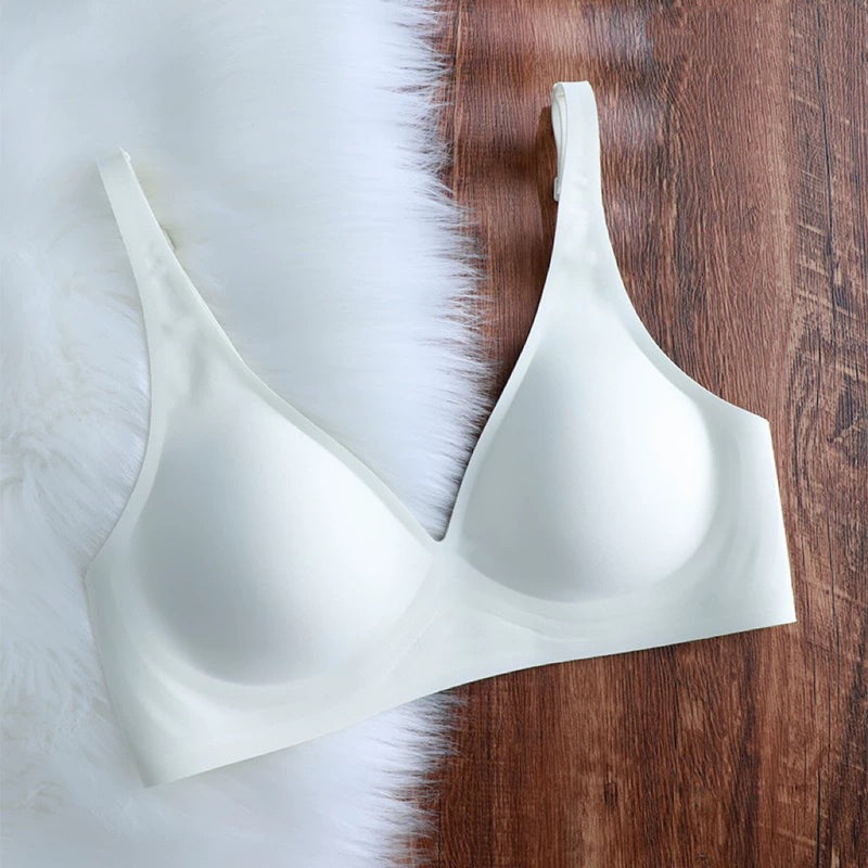 Seamless bra
